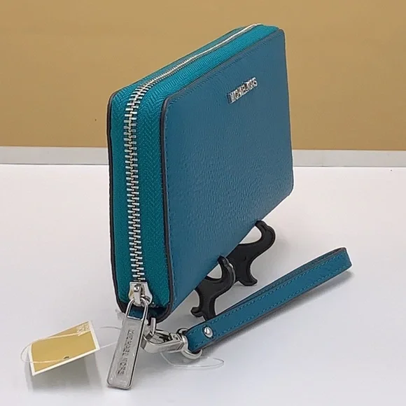 NWT MICHAEL KORS LARGE CONTINENTAL WRISTLET LAGOON COLOR NWT - Picture 11 of 15